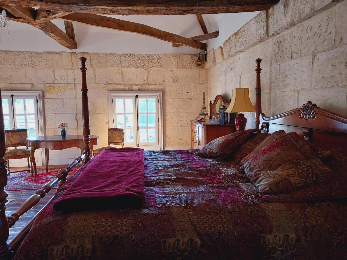 Chateau Des Senechaux, ブルデイユ エクステリア 写真