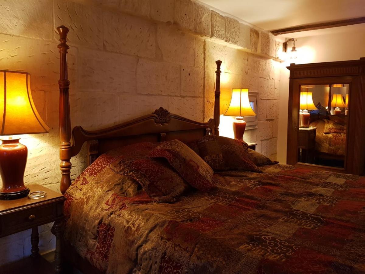 Chateau Des Senechaux, ブルデイユ エクステリア 写真