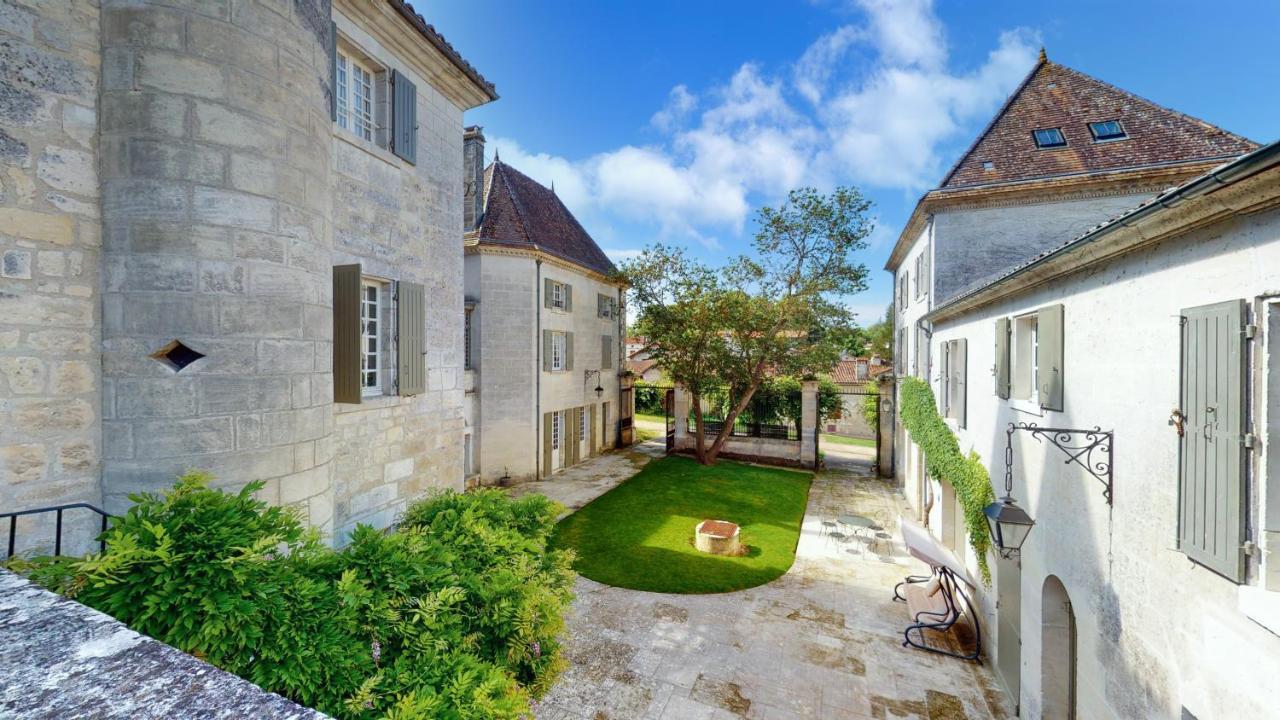Chateau Des Senechaux, ブルデイユ エクステリア 写真